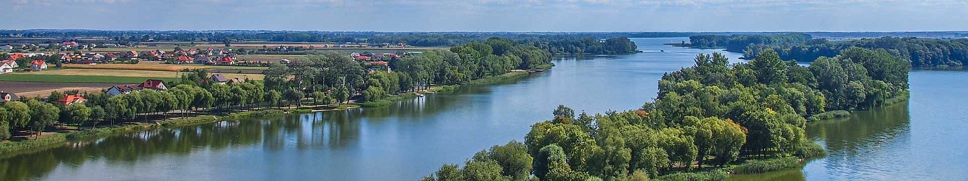 Luftaufnahme des Goplosees in der Warte-Netze-Seenplatte in Polen